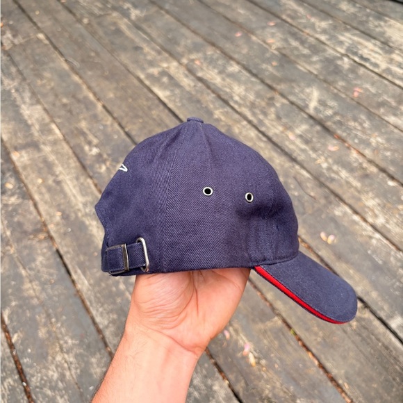 Vintage MUSÉE GILLES VILLENEUVE formula 1 hat - Picture 5 of 6